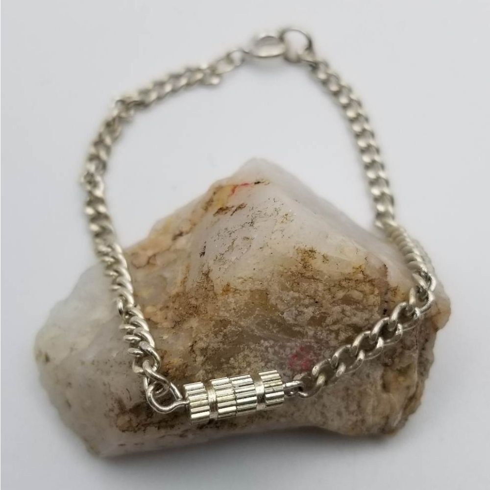 Silver tone clasp bracelet braided chain